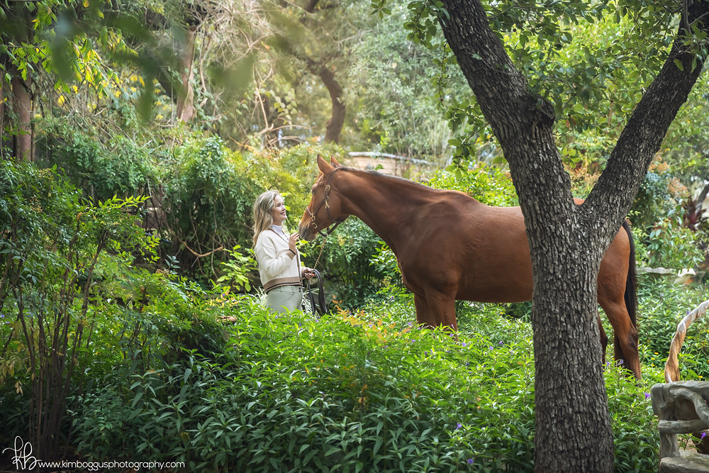 Equestrian Photography in Austin Texas, Family photographer, natural light, horse, stable, McAllen Texas Photographer