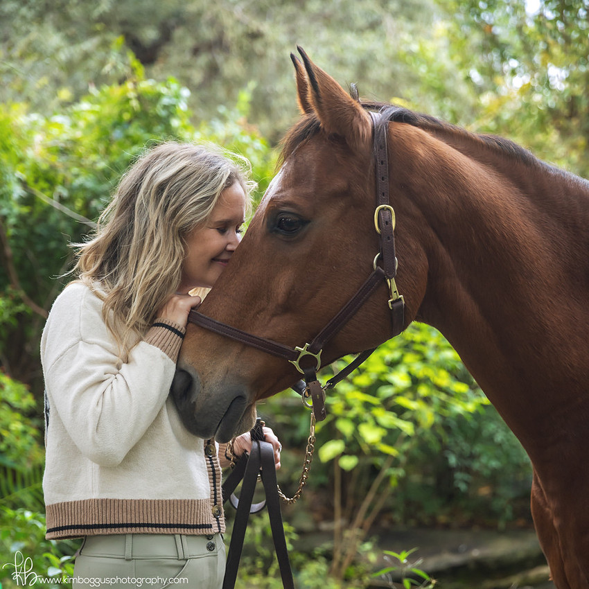 Equestrian Photography in Austin Texas, Family photographer, natural light, horse, stable, McAllen Texas Photographer