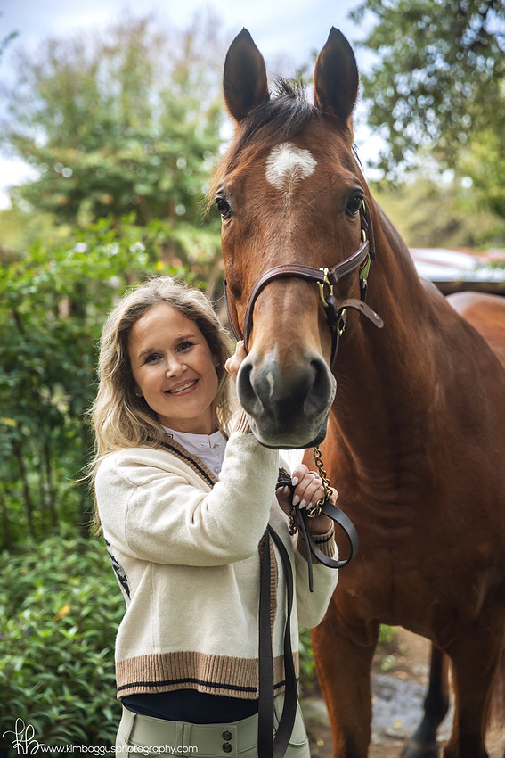 Equestrian Photography in Austin Texas, Family photographer, natural light, horse, stable, McAllen Texas Photographer