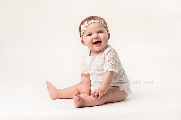 Baby photographer McAllen Texas, Kim Boggus photography, sitting-up, sitter baby, babies, children, infants, South texas, RGV,