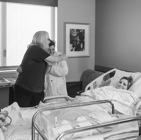 Birth photography, free 48, newborn photographer, hospital pictures, delivery, maternity